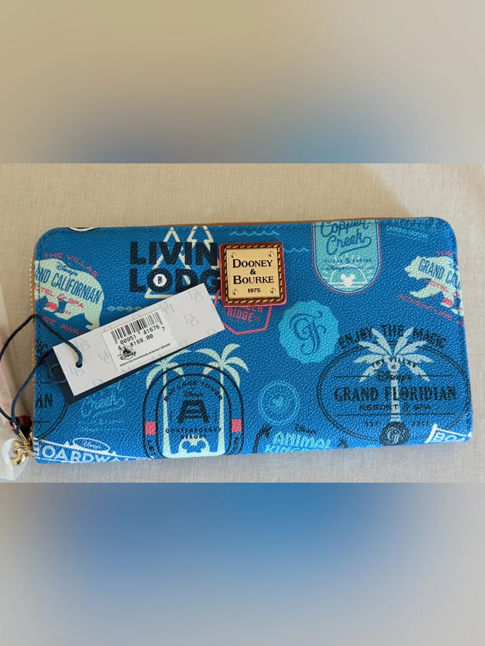 NWT Disney Vacation Club Resorts Dooney & Bourke Wristlet Wallet